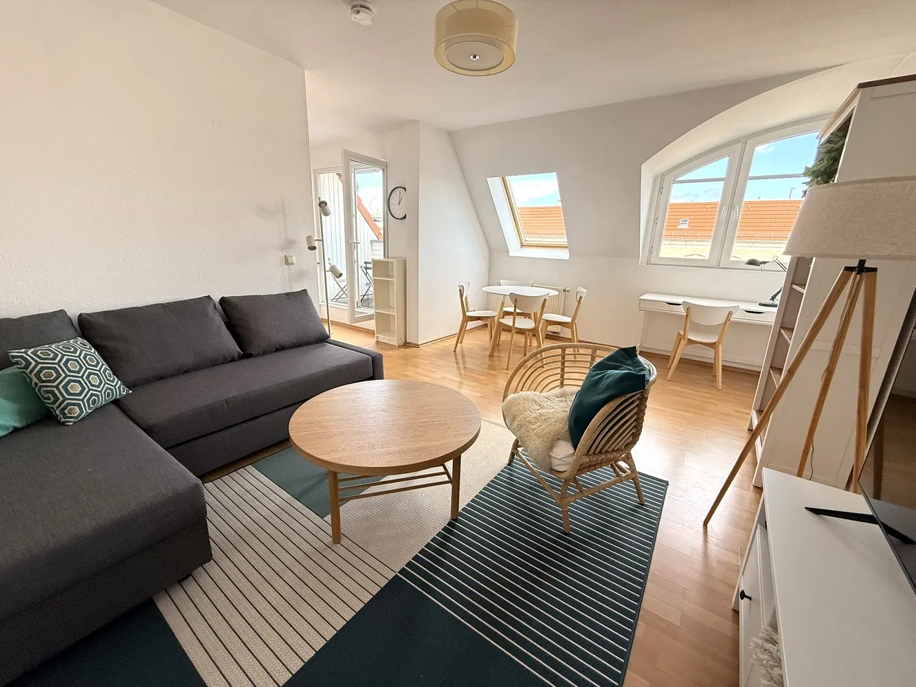 2 Zimmer Wohnung mit 56 m² in Berlin – Bild 1