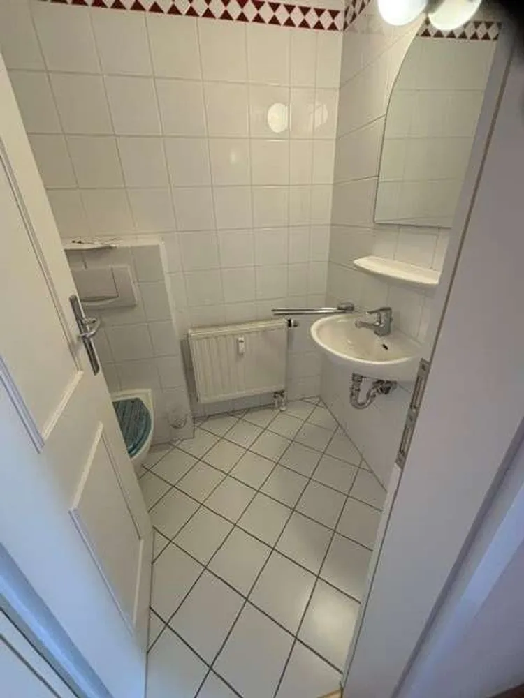 2 Zimmer Wohnung mit 80 m² in Halle (Saale) – Bild 6
