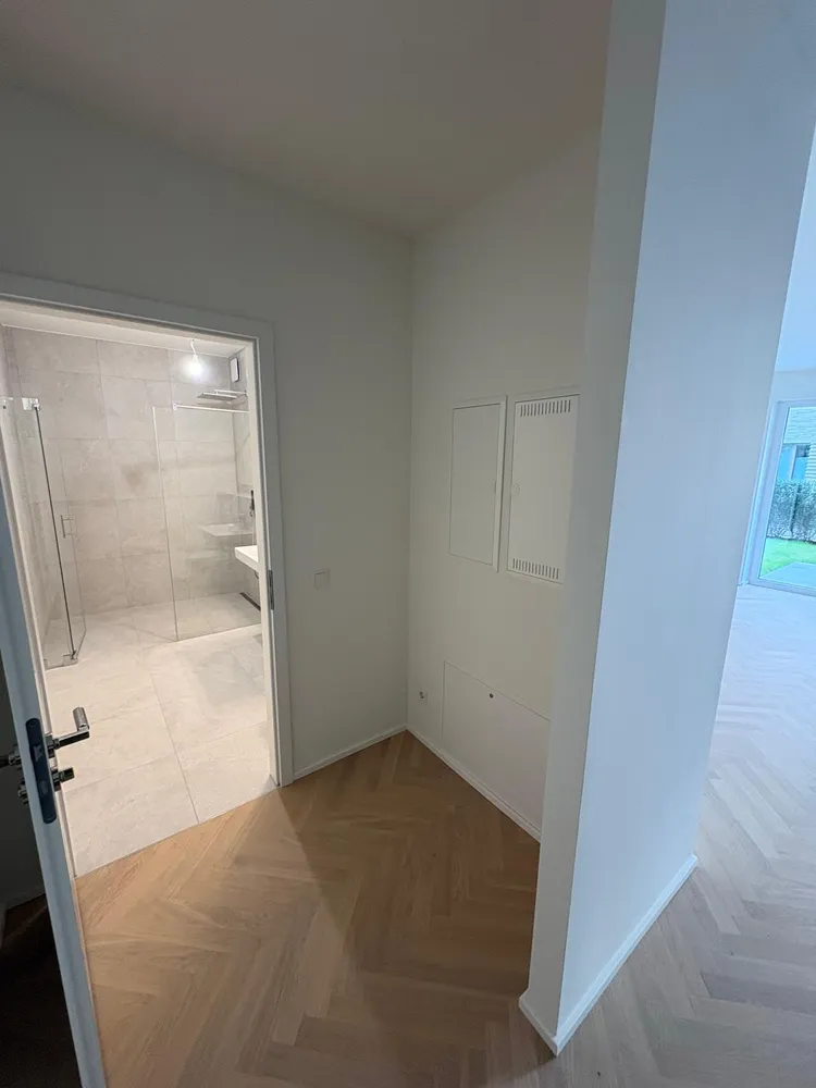 2 room apartment with 68 m² in Düsseldorf – Photo 8