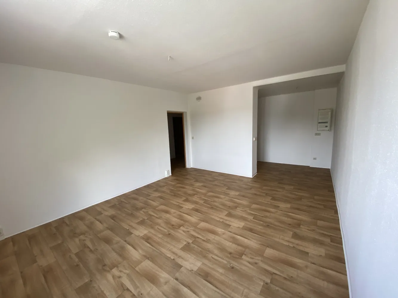 2 Zimmer Wohnung mit 54 m² in Suhl – Bild 12