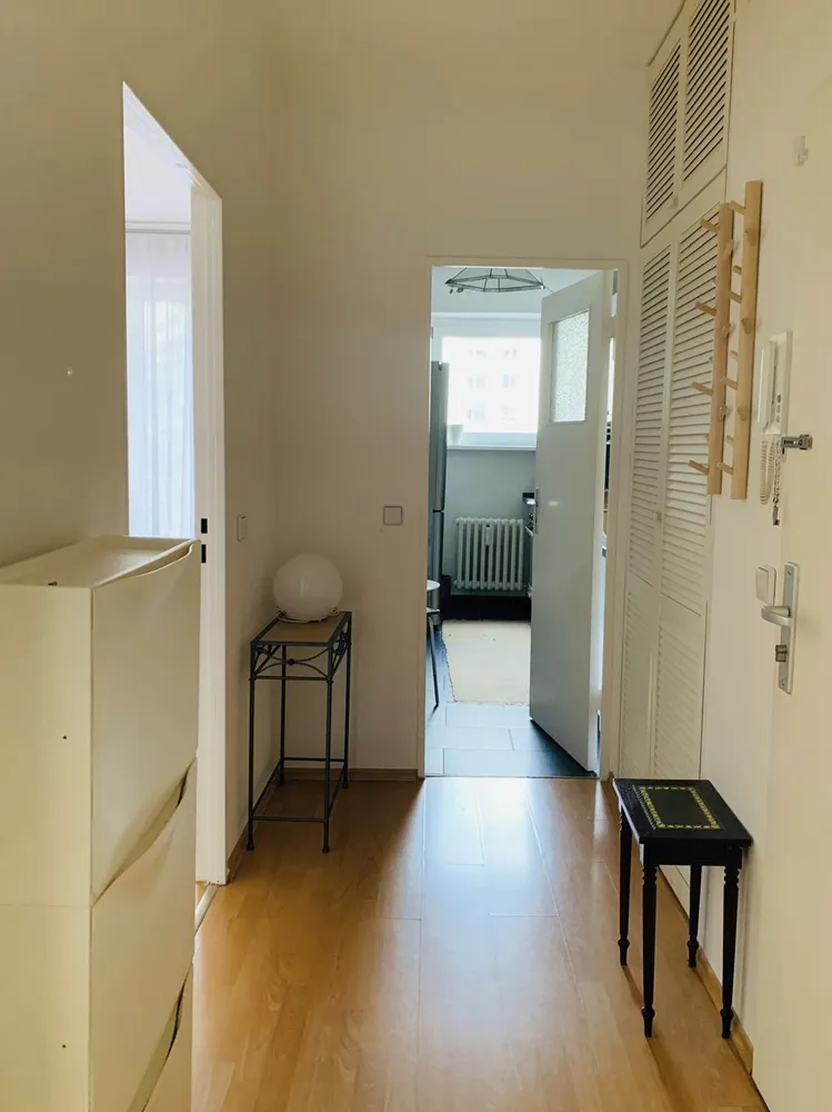 2 Zimmer Wohnung mit 54 m² in Berlin – Bild 2