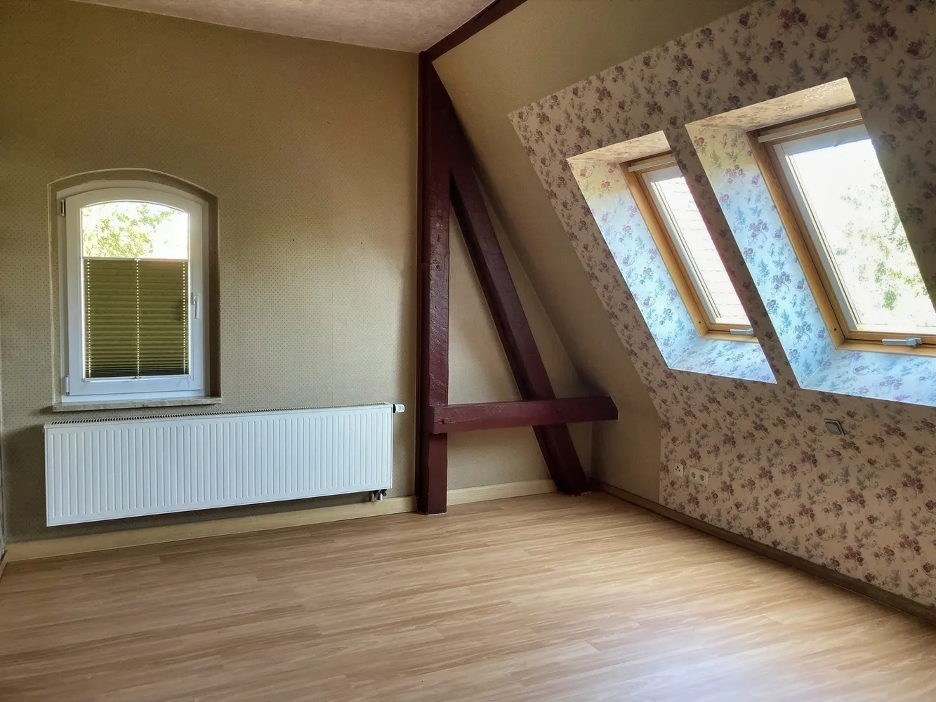 5 Zimmer Wohnung mit 210 m² in Sangerhausen – Bild 6