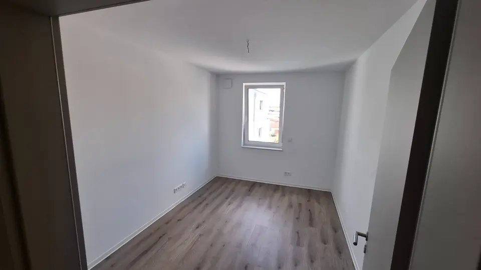 3 Zimmer Wohnung mit 96 m² in Sonneberg – Bild 8