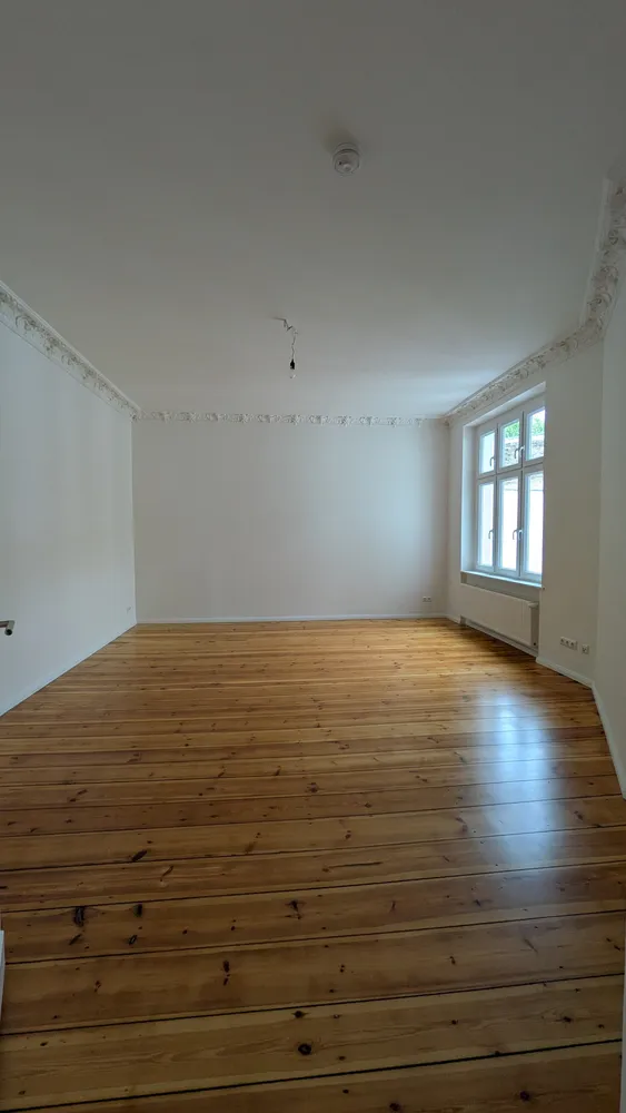 2 Zimmer Wohnung mit 106 m² in Berlin – Bild 3