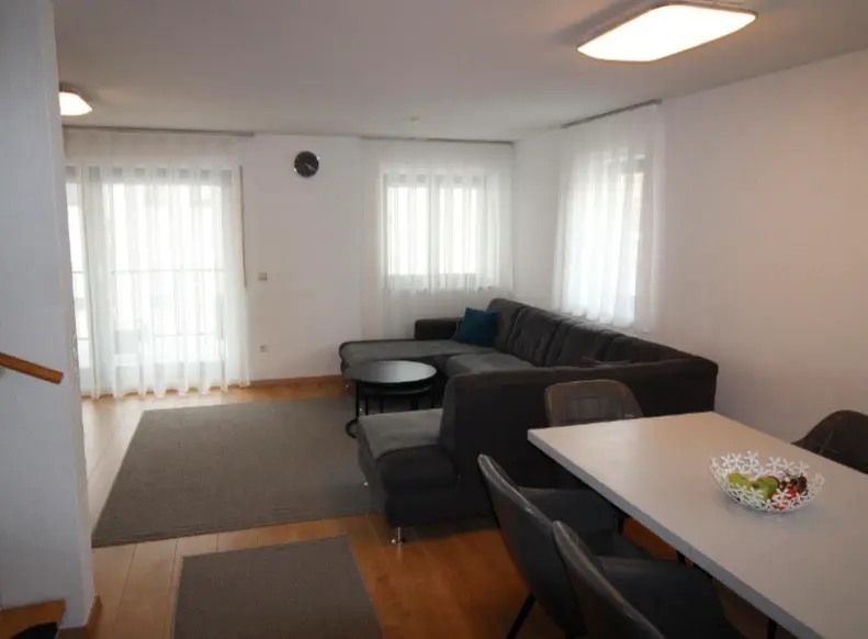 7 Zimmer Haus mit 140 m² in Günzburg – Bild 2