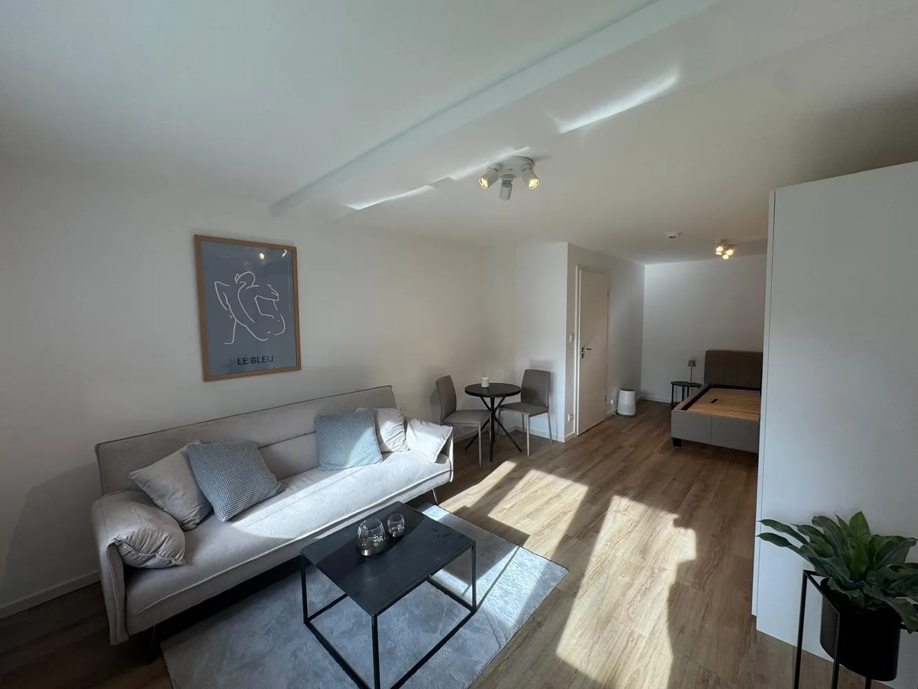 1 Zimmer Wohnung mit 40 m² in Frankfurt am Main – Bild 9