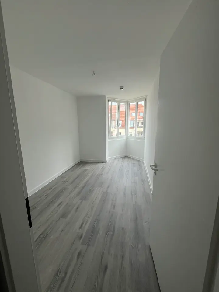 5 Zimmer Wohnung mit 93 m² in Königs Wusterhausen – Bild 2