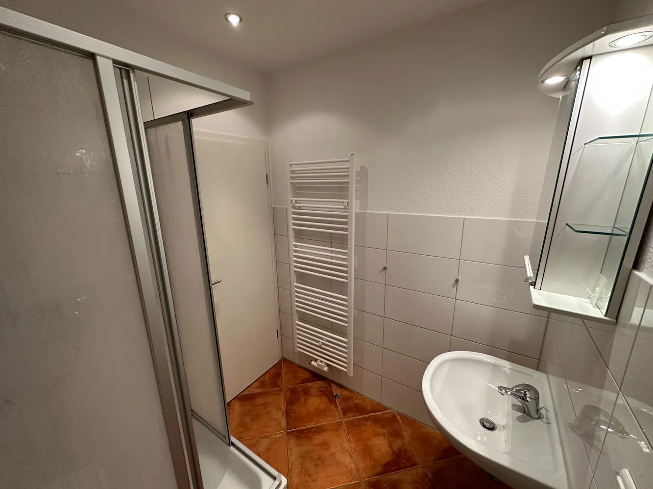 1 room apartment with 30 m² in Magdeburg – Photo 12
