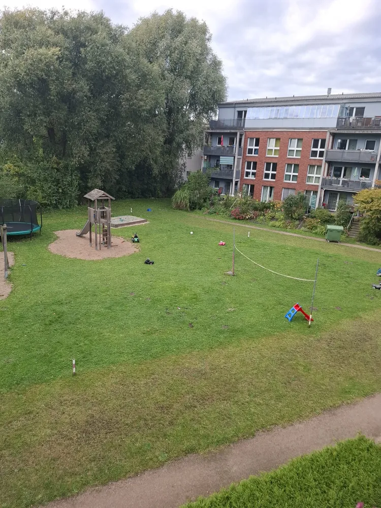 3 Zimmer Wohnung mit 82 m² in Hamburg – Bild 2