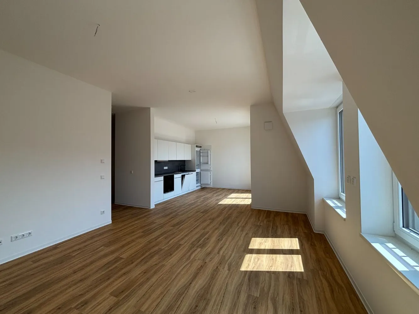 3 Zimmer Wohnung mit 86 m² in Dresden – Bild 1