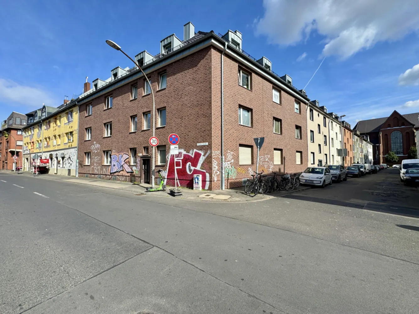 2 room apartment with 56 m² in Cologne – Photo 2
