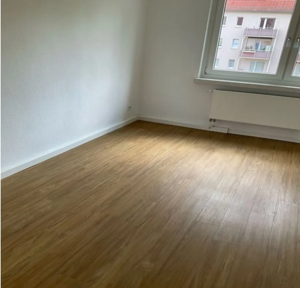 2 Zimmer Wohnung mit 49 m² in Halle (Saale) – Bild 2