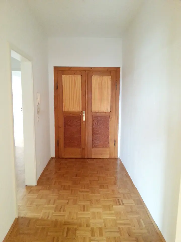 3 Zimmer Wohnung mit 75 m² in Meiningen – Bild 4