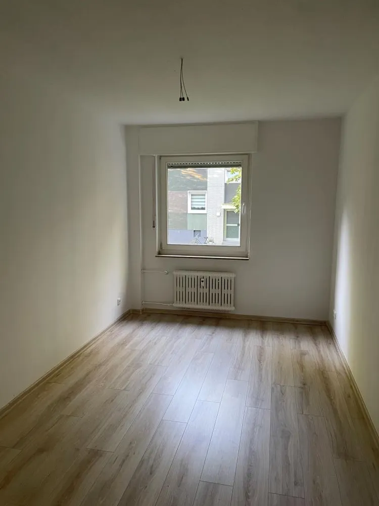 4 Zimmer Wohnung mit 80 m² in Duisburg – Bild 8