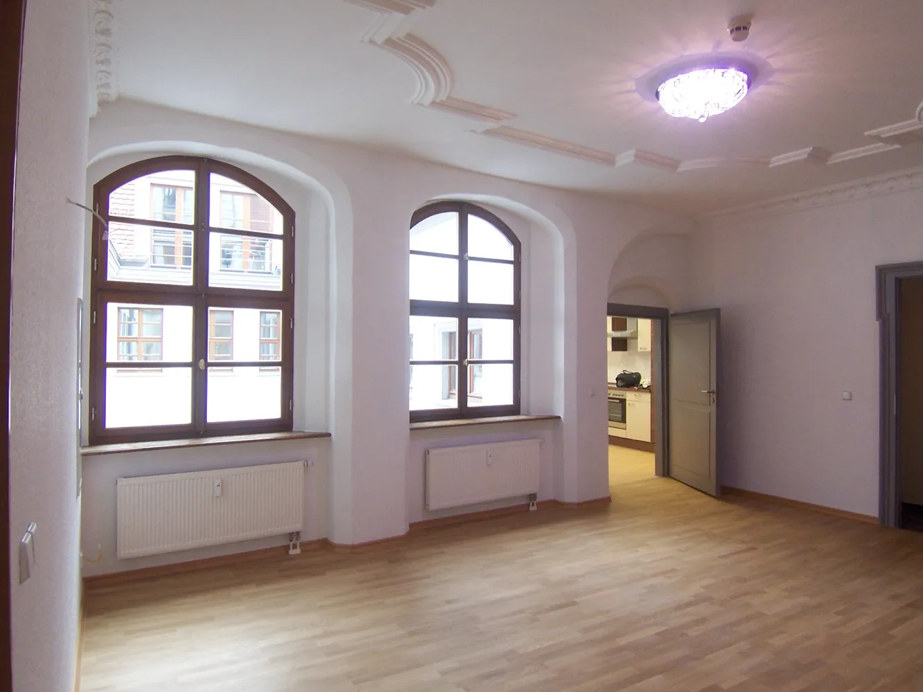10 Zimmer Wohnung mit 3400 m² in Leipzig – Bild 4