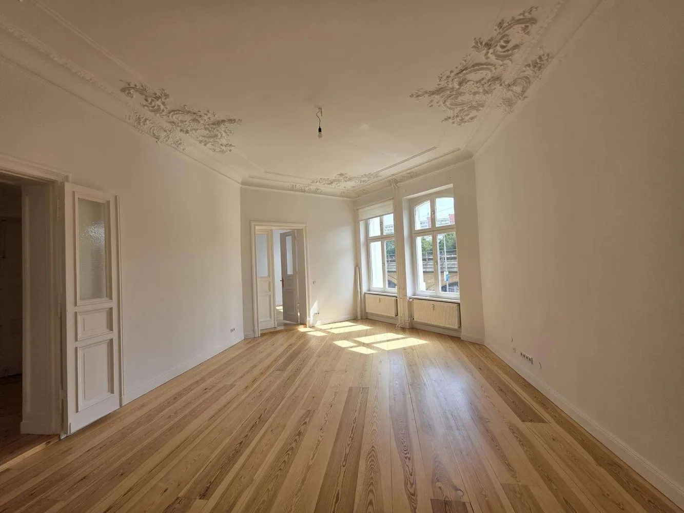 4 Zimmer Wohnung mit 152 m² in Berlin – Bild 1