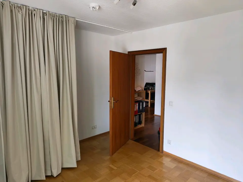 2 room apartment with 76 m² in Düsseldorf – Photo 3