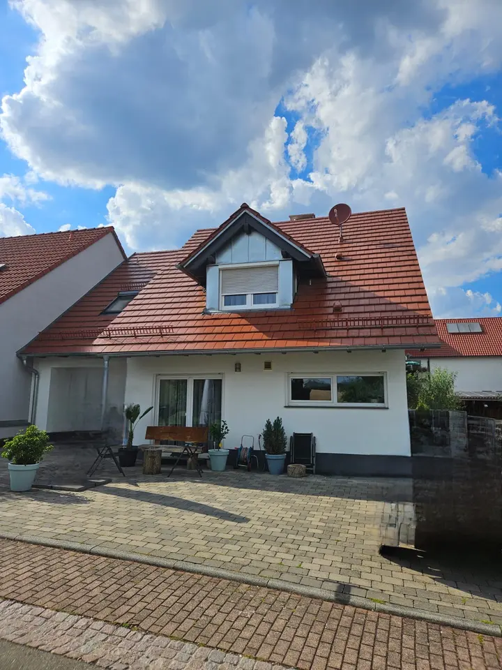 5 Zimmer Haus mit 152 m² in Nürtingen – Bild 1