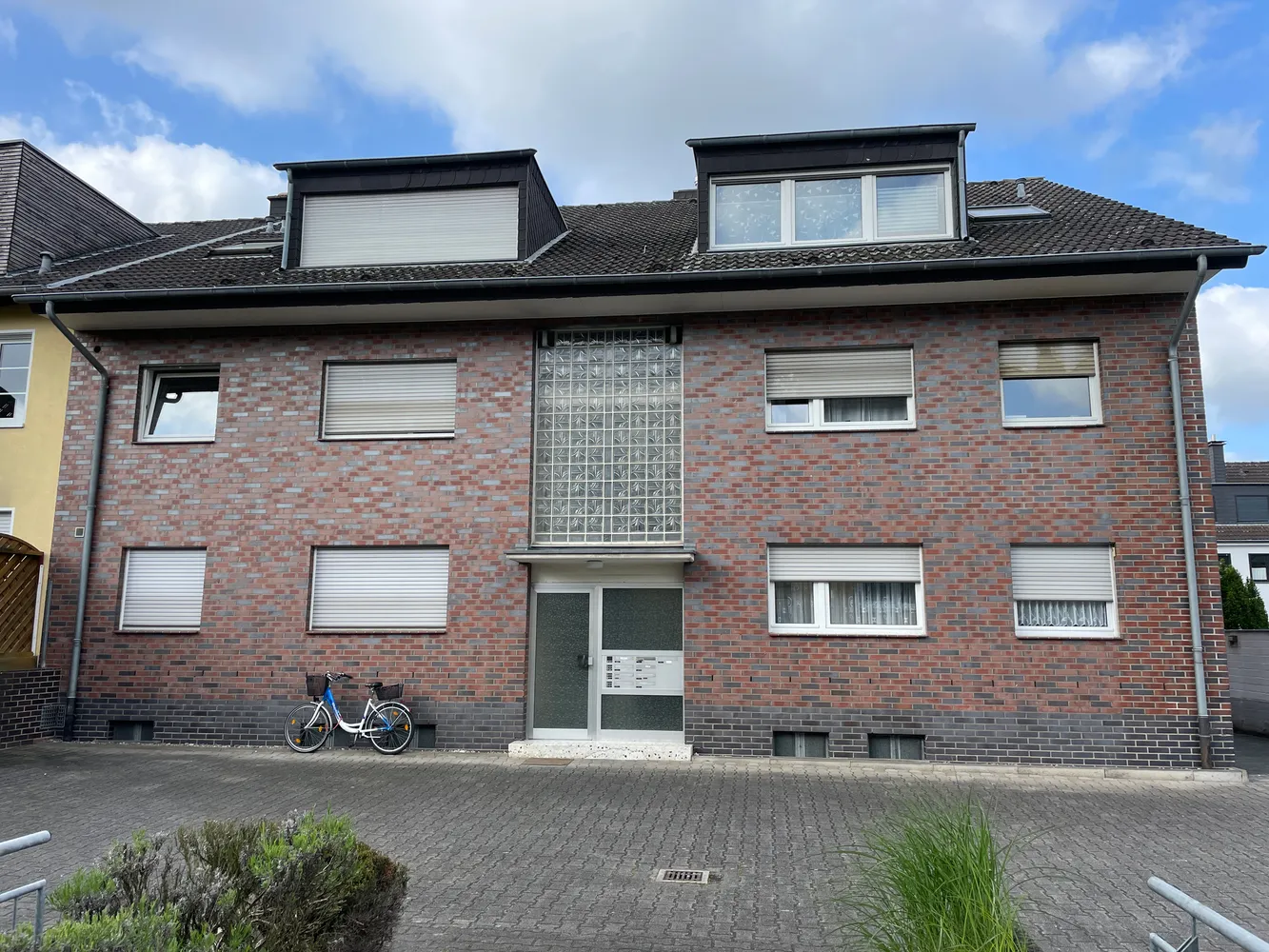 1 Zimmer Wohnung mit 34 m² in Köln – Bild 2