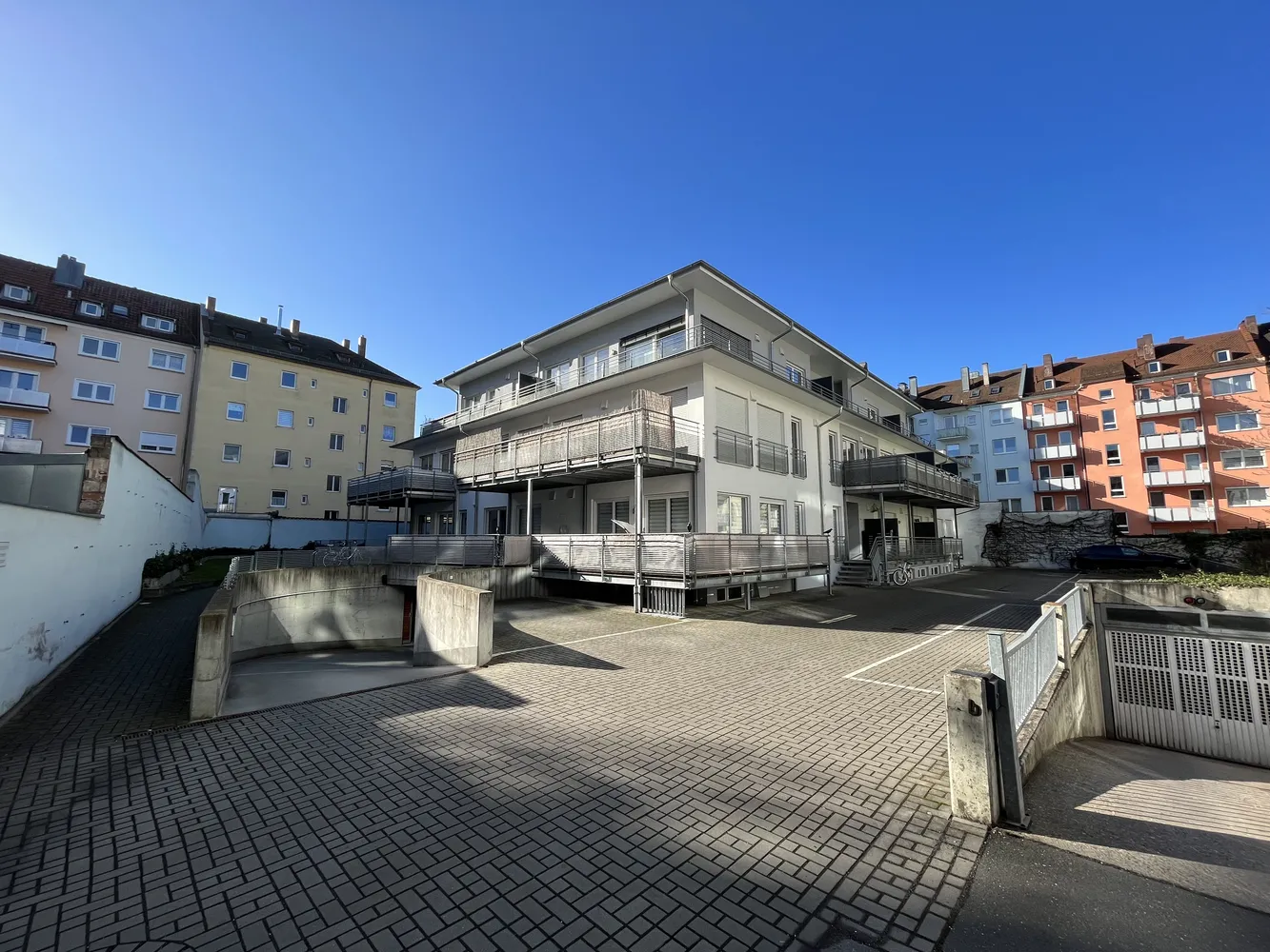 3 Zimmer Wohnung mit 110 m² in Nürnberg – Bild 3