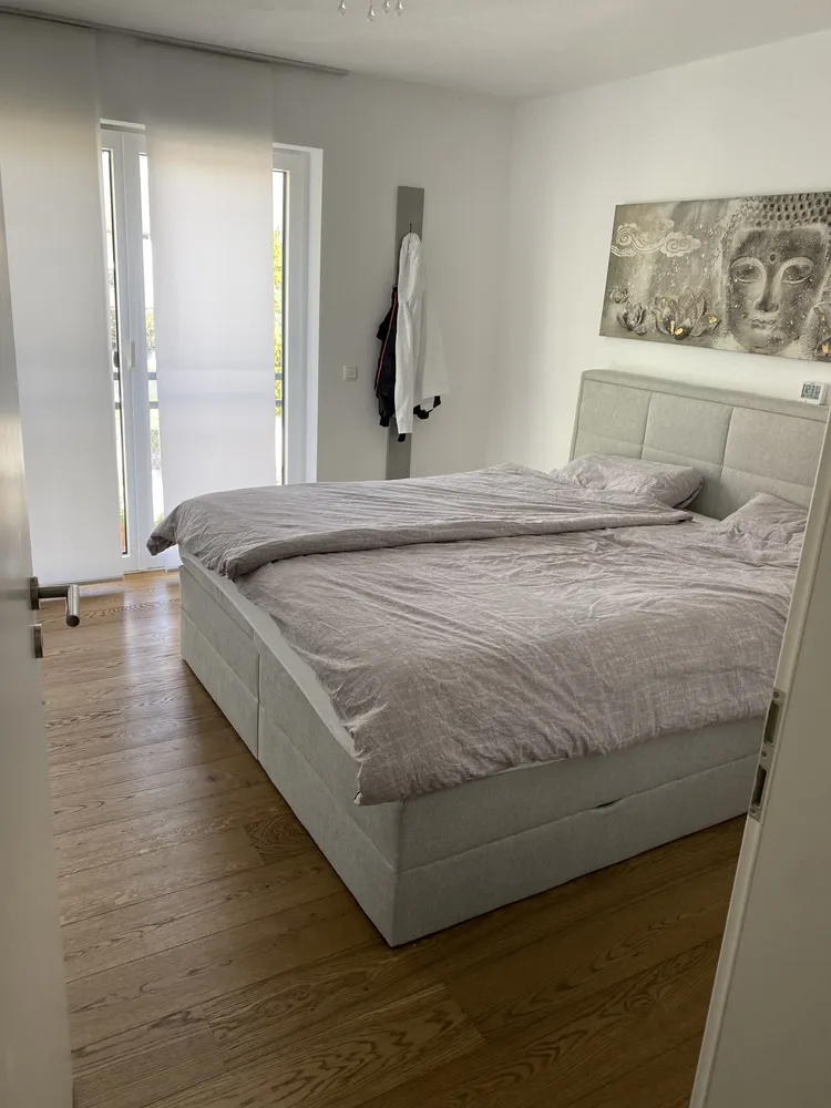 4 Zimmer Wohnung mit 95 m² in München – Bild 1