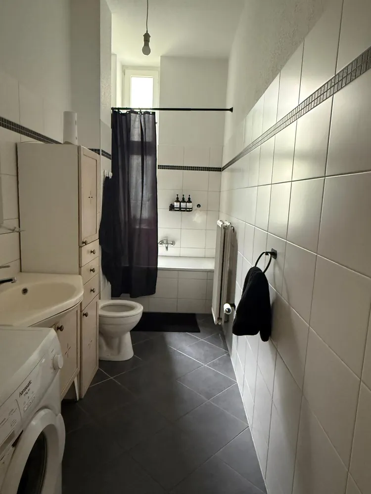 2 Zimmer Wohnung mit 64 m² in Berlin – Bild 4