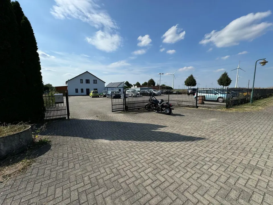 4 Zimmer Haus mit 110 m² in Bitterfeld-Wolfen – Bild 3