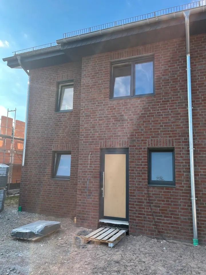 6 Zimmer Haus mit 152 m² in Detmold – Bild 2
