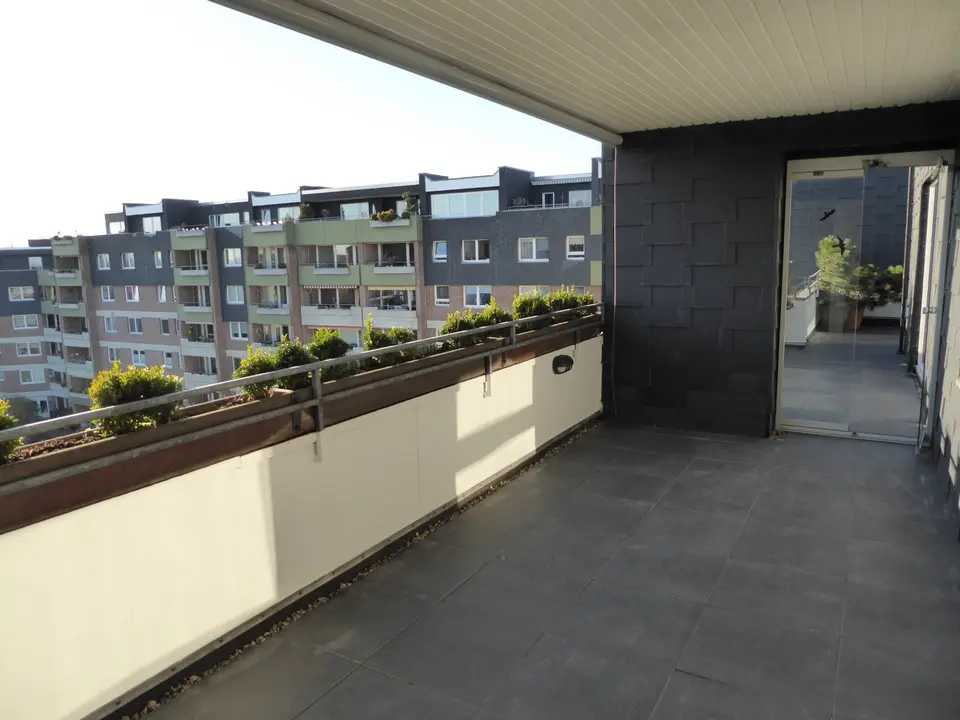 3 Zimmer Wohnung mit 131 m² in Celle – Bild 1