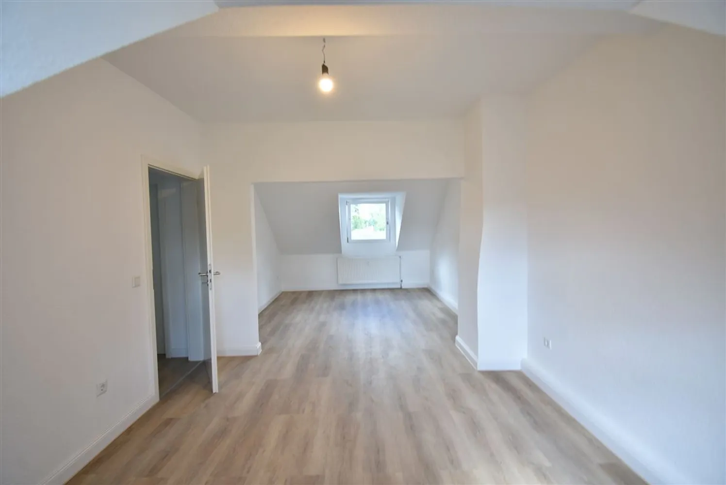 1 Zimmer Wohnung mit 37 m² in Duisburg – Bild 2