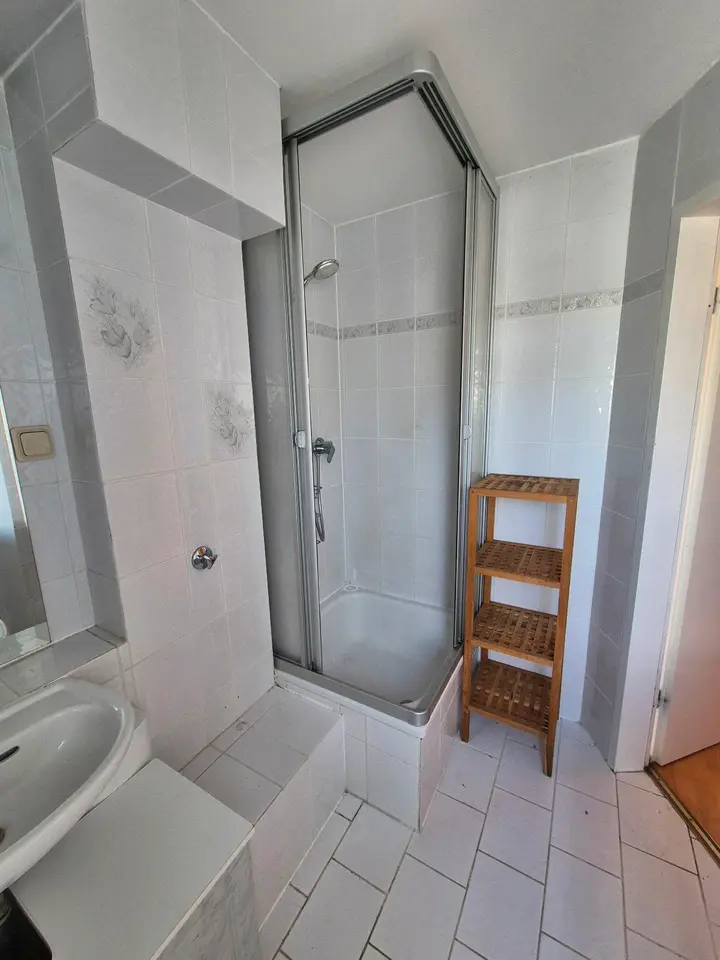 WG-Zimmer mit 42 m² in Bergisch Gladbach – Bild 9