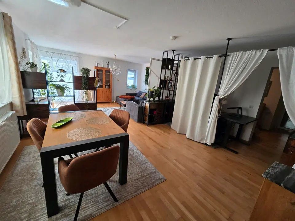 4 Zimmer Wohnung mit 108 m² in Weingarten – Bild 3