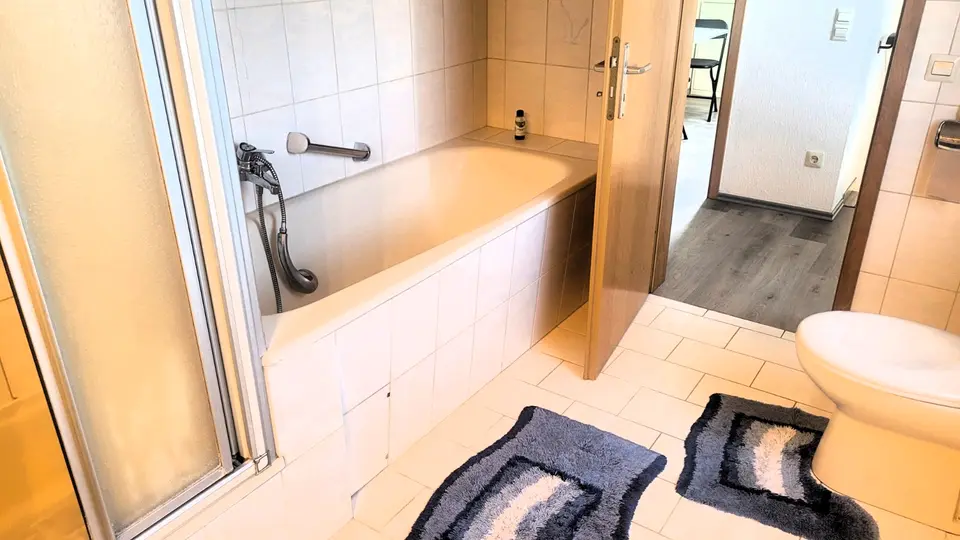 WG-Zimmer mit 50 m² in Düren – Bild 8