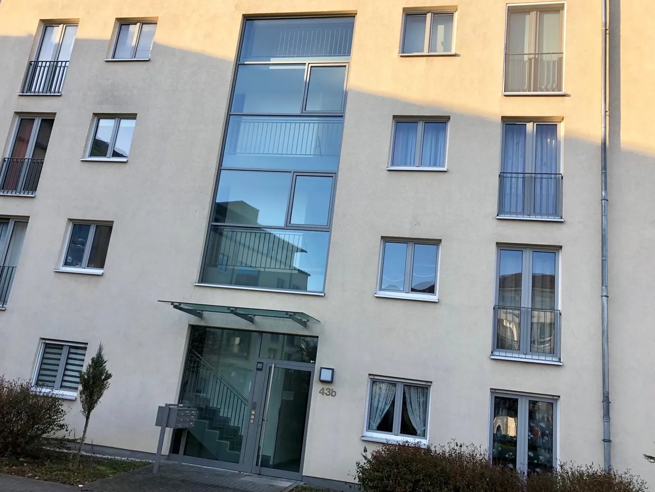 3 room apartment with 81 m² in Cologne – Photo 1