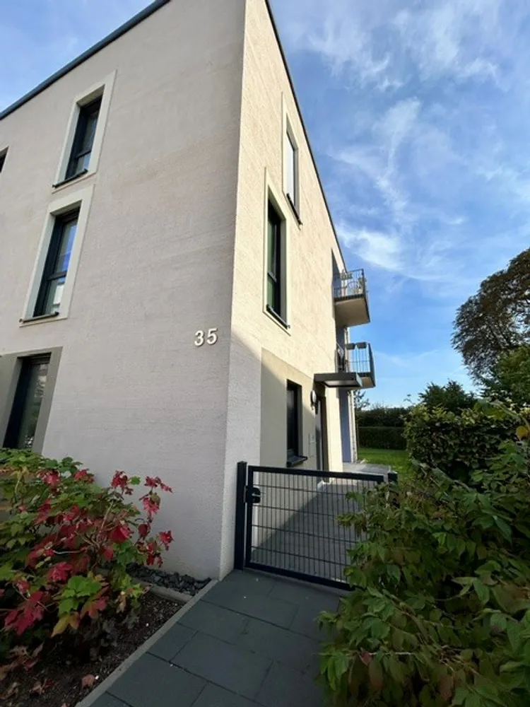 2 Zimmer Wohnung mit 77 m² in Aachen – Bild 1
