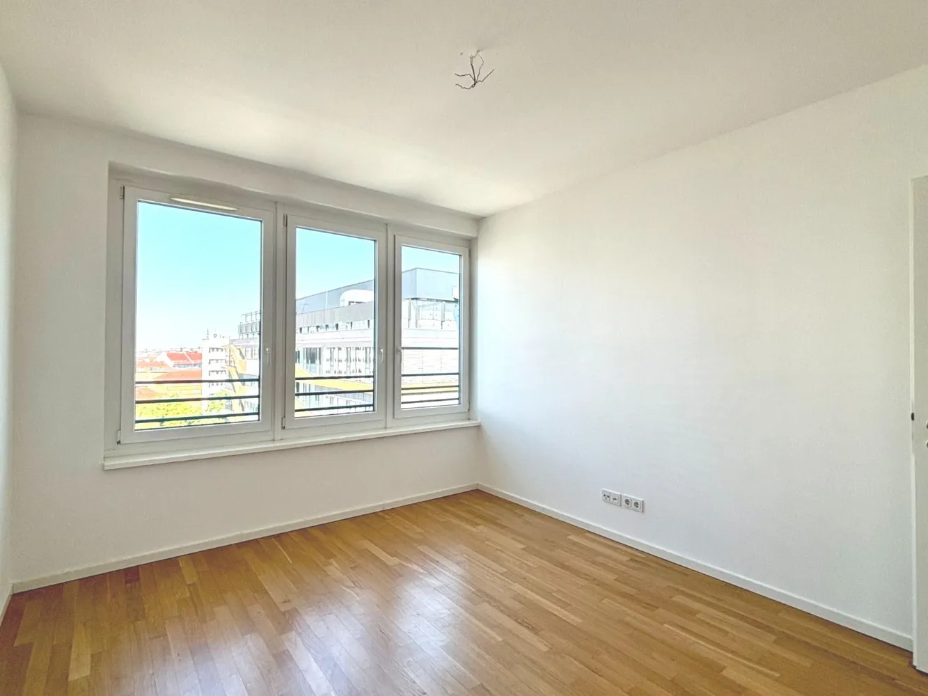 2 Zimmer Wohnung mit 76 m² in Berlin – Bild 8
