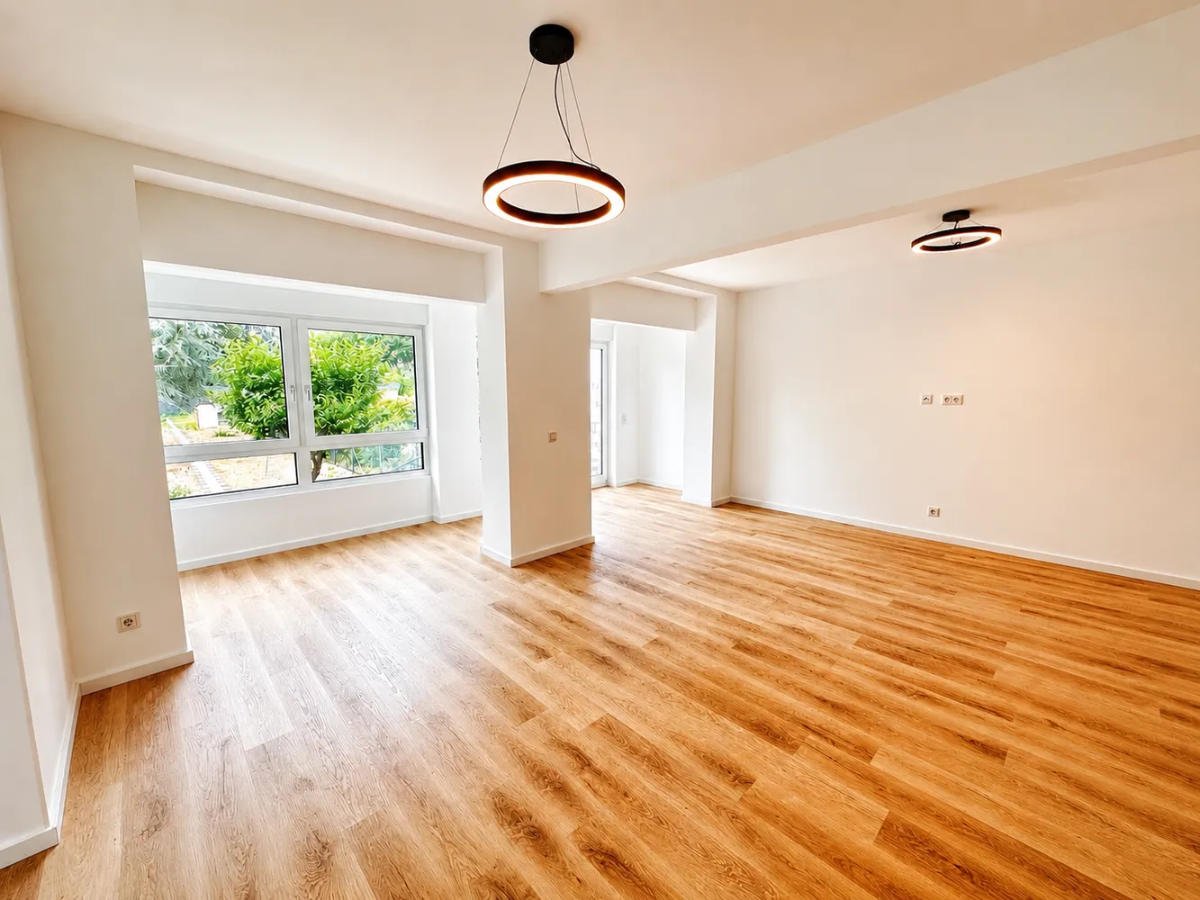 2 Zimmer Wohnung mit 85 m² in Düsseldorf – Bild 2