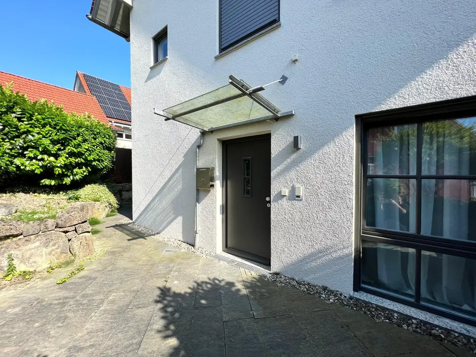 WG-Zimmer mit 65 m² in Friedrichshafen – Bild 1
