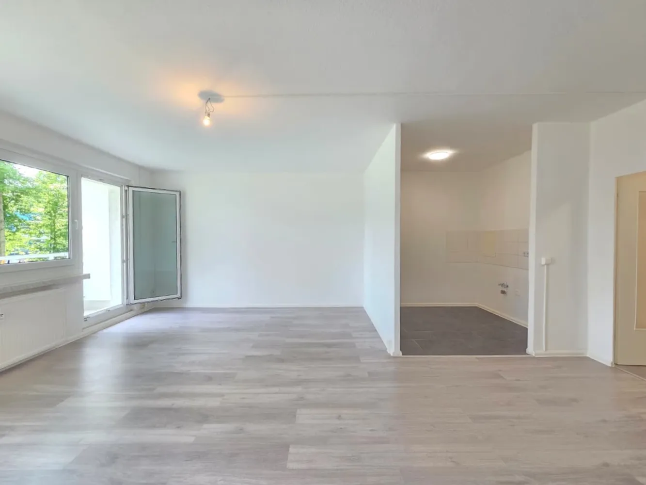 3 room apartment with 69 m² in Chemnitz – Photo 6