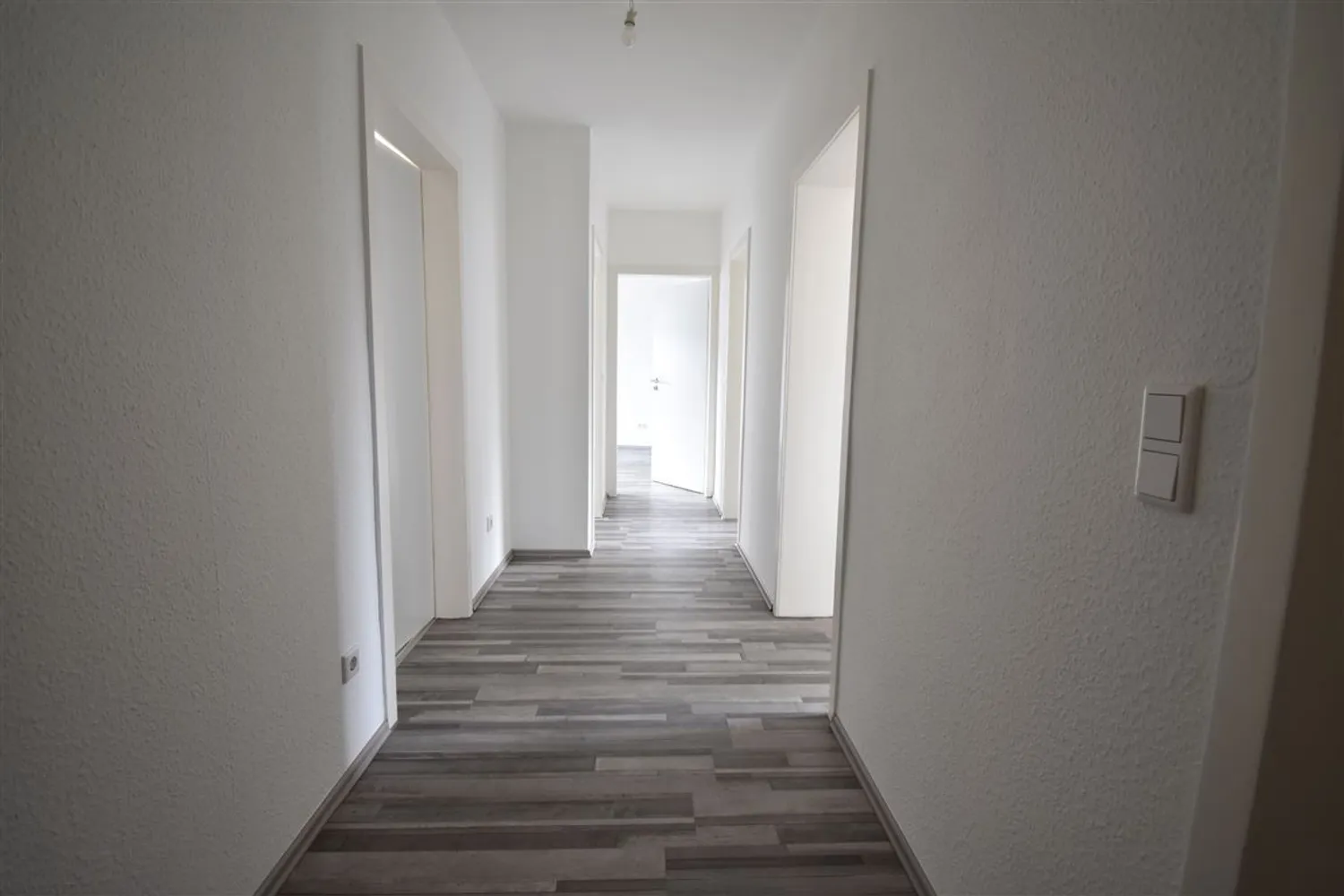 4 room apartment with 82 m² in Duisburg – Photo 2