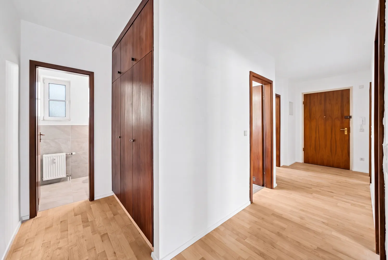 4 Zimmer Wohnung mit 90 m² in München – Bild 10
