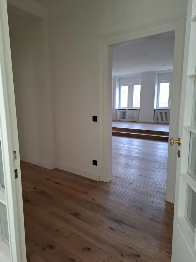 4 Zimmer Wohnung mit 164 m² in Wiesbaden – Bild 1