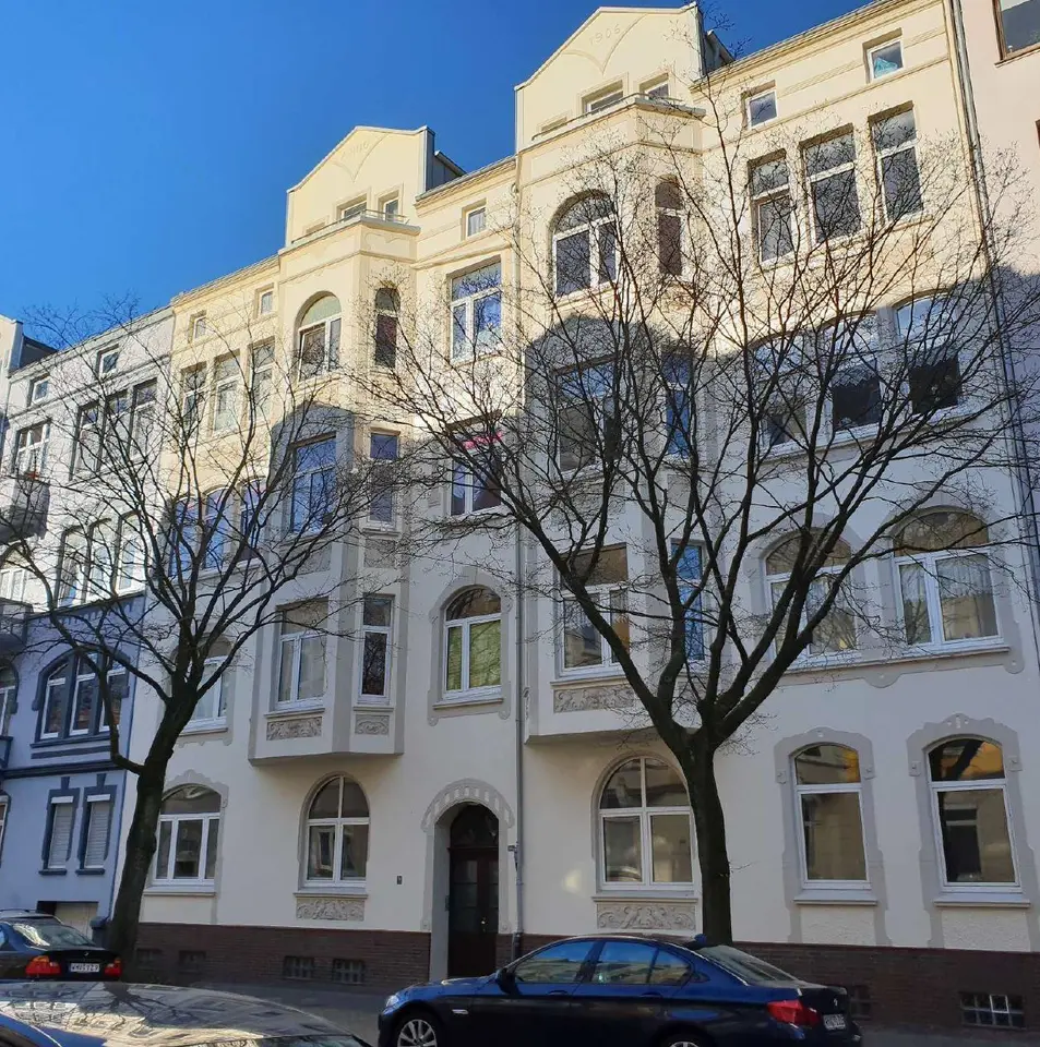 4 Zimmer Wohnung mit 105 m² in Wilhelmshaven – Bild 2