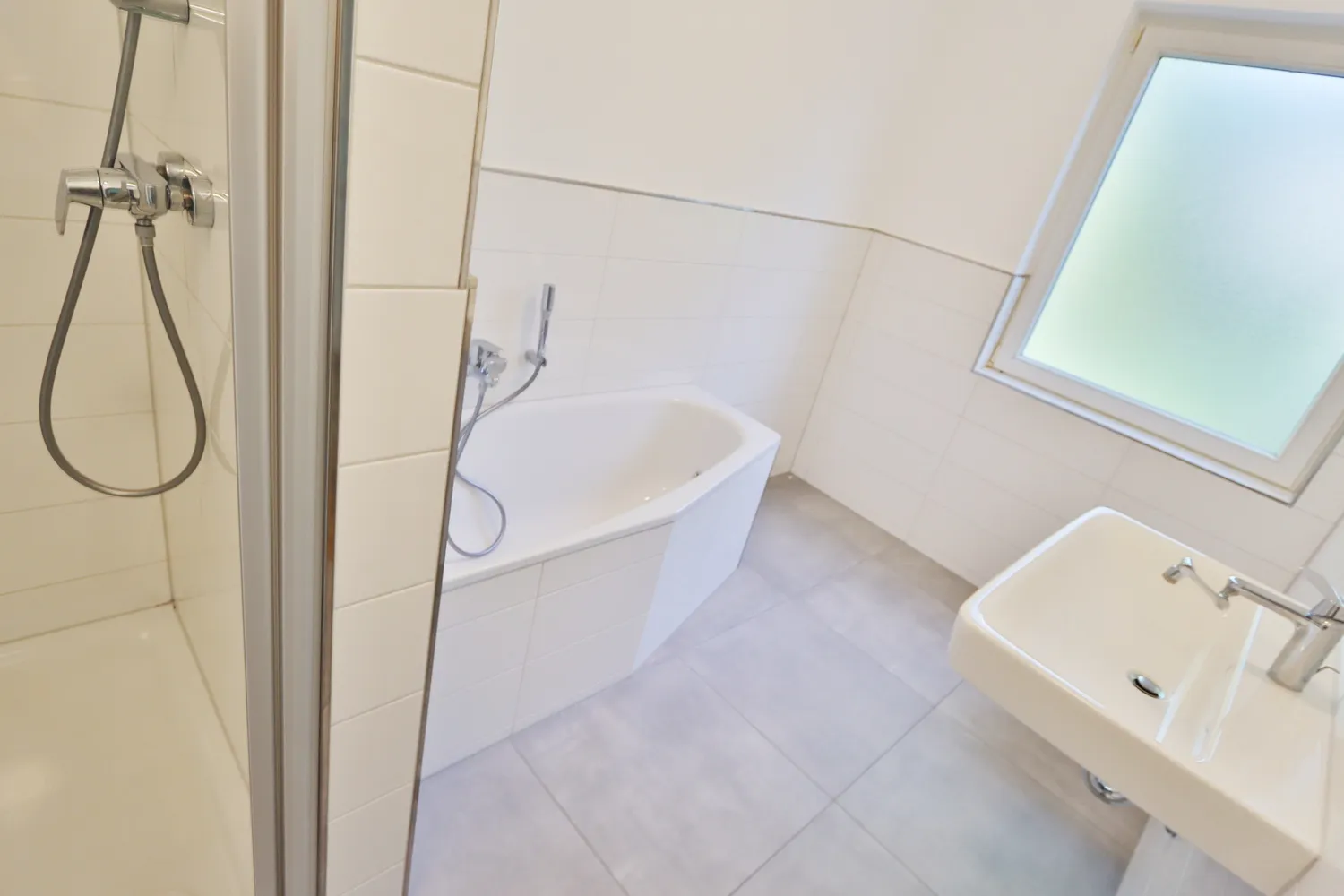 6 Zimmer Wohnung mit 171 m² in Krefeld – Bild 12
