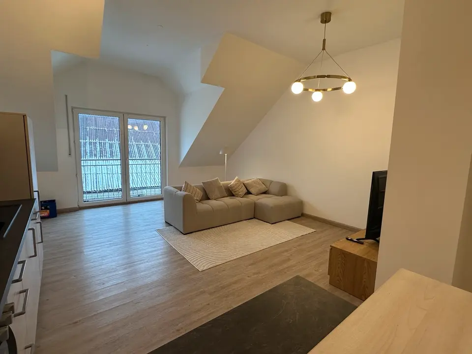 2 Zimmer Wohnung mit 65 m² in Schwabach – Bild 2