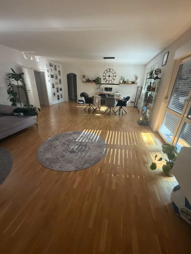 4 Zimmer Wohnung mit 135 m² in Karlsruhe – Bild 6