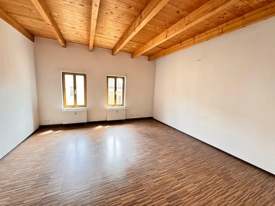 3 Zimmer Wohnung mit 120 m² in Halle (Saale) – Bild 2