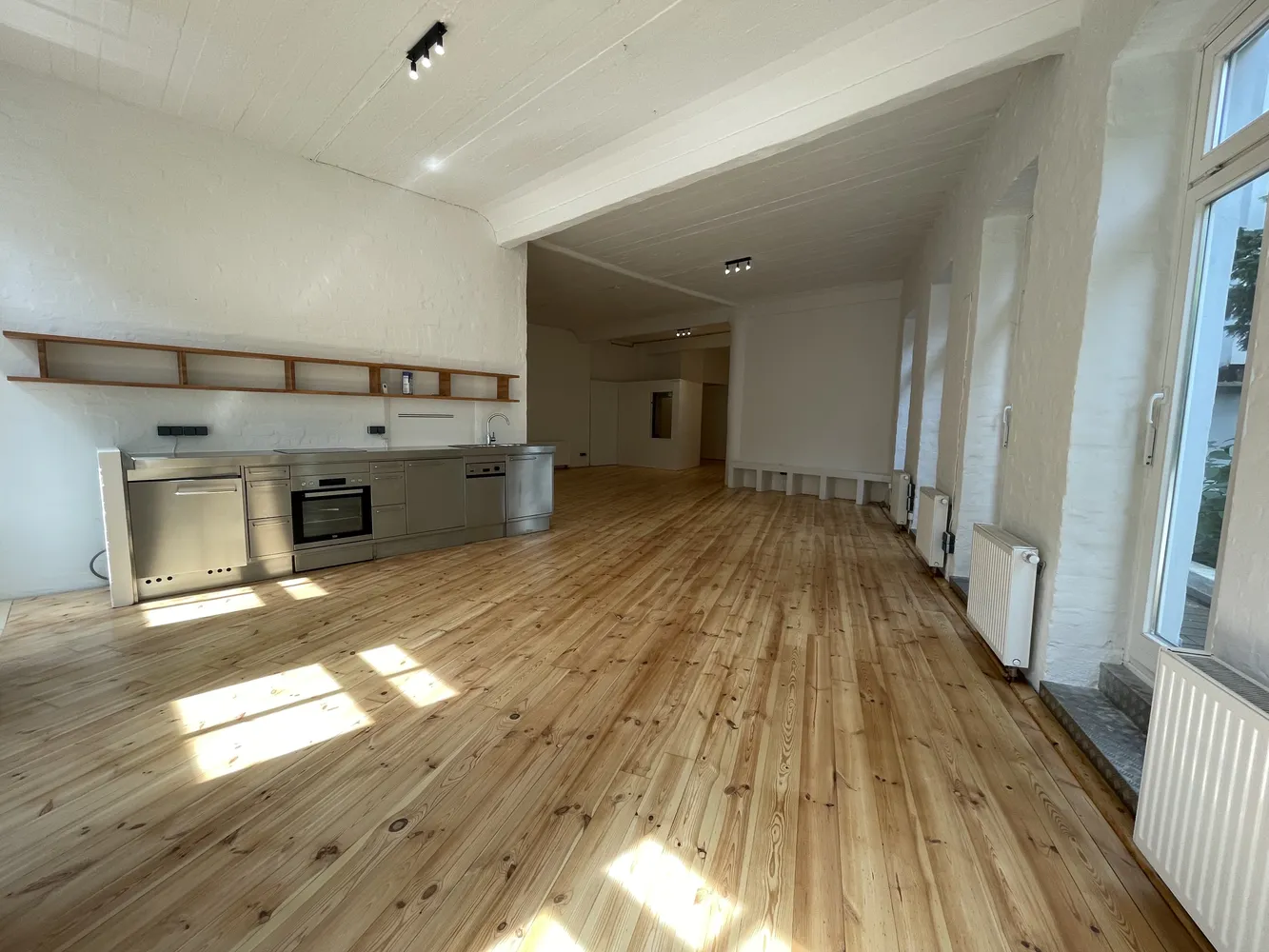 2 Zimmer Wohnung mit 141 m² in Hamburg – Bild 6