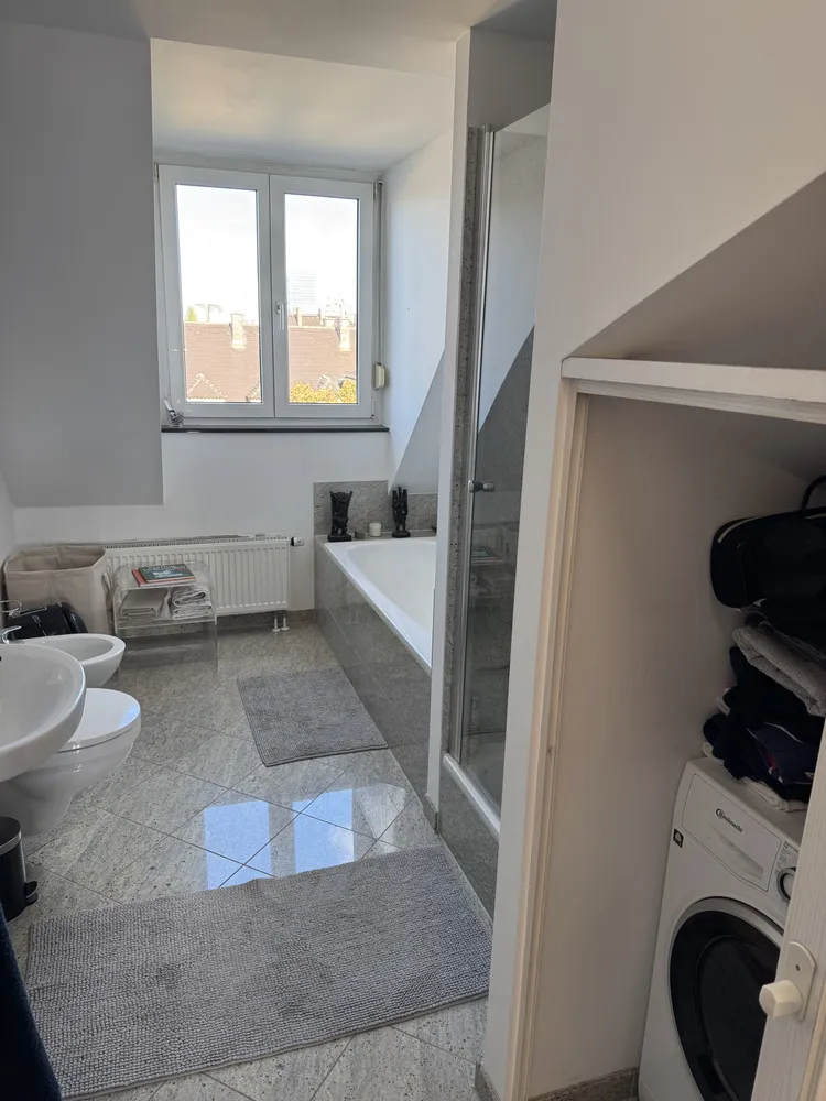 3 Zimmer Wohnung mit 85 m² in München – Bild 3