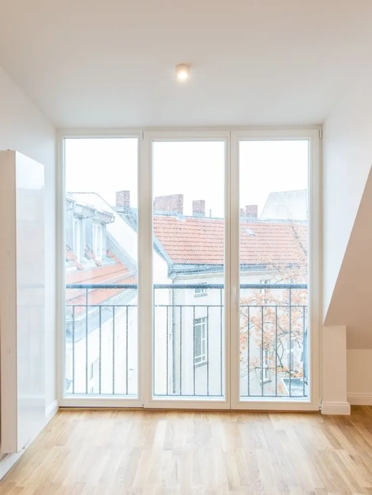 2 Zimmer Wohnung mit 84 m² in Berlin – Bild 12